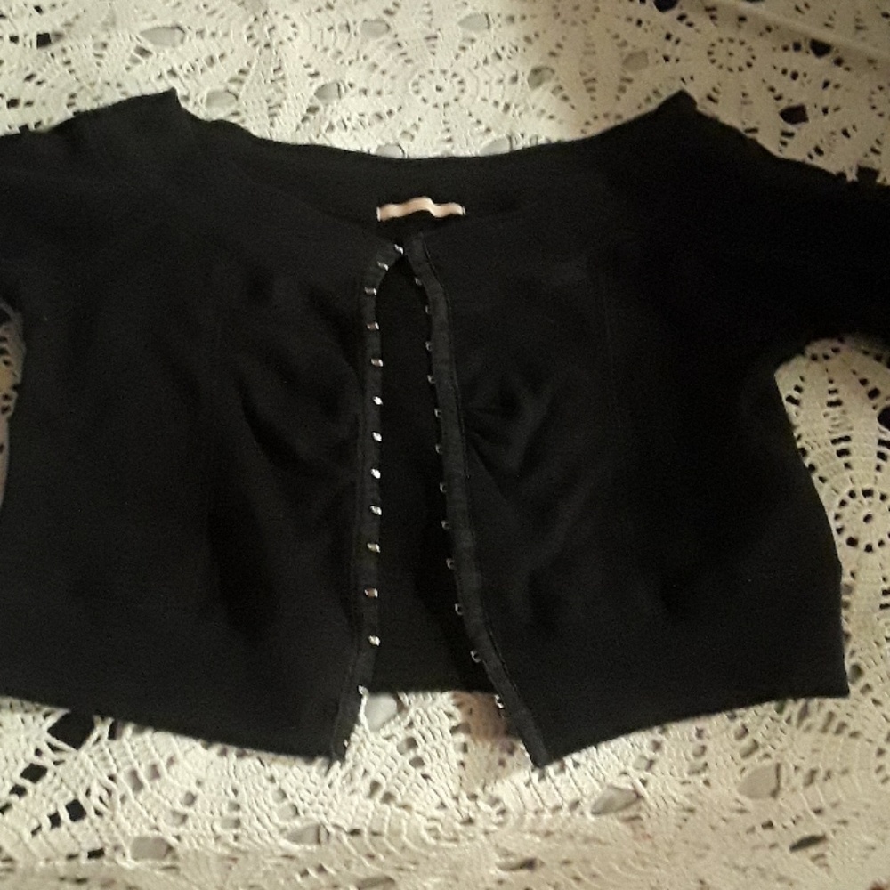 Off shoulders top